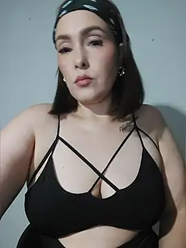 Snapshot of Miss_Agatha chatting on March 15, 1:39 pm Miss Agatha online show from March 15, 1:39 pm