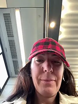 eveangelll online show from April 7, 4:24 am