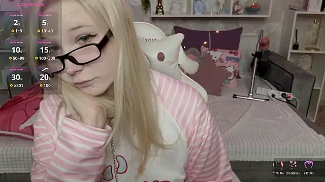 MeowkaKitty online show from March 7, 1:57 am