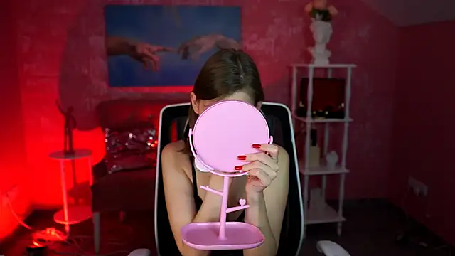 EllaHorton online show from April 12, 7:13 am