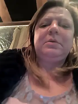 jusichka online show from April 10, 5:50 pm