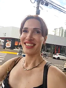 Irresistible24 online show from November 26, 7:48 pm