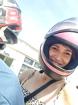 Irresistible24 online show from November 27, 5:37 pm