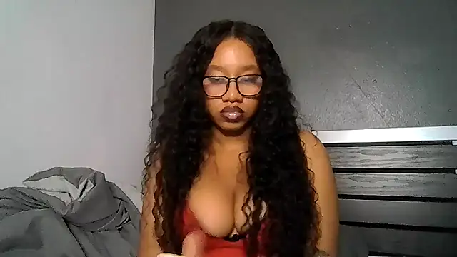 goddessdaisysky online show from March 8, 4:05 am