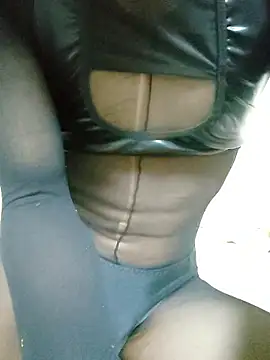 dmmsuzu95 online show from November 16, 1:00 am