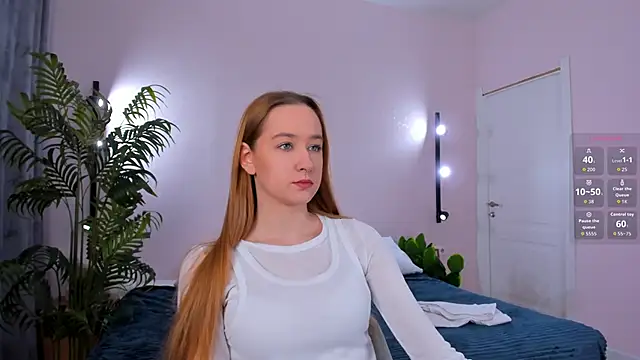 Sweett Monica online show from May 19, 1:00 am
