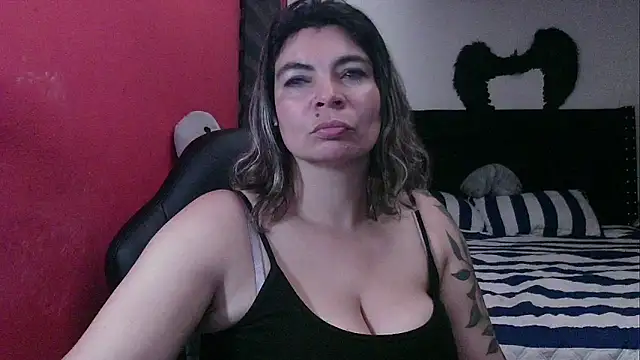 charlotedoll online show from April 17, 3:09 am