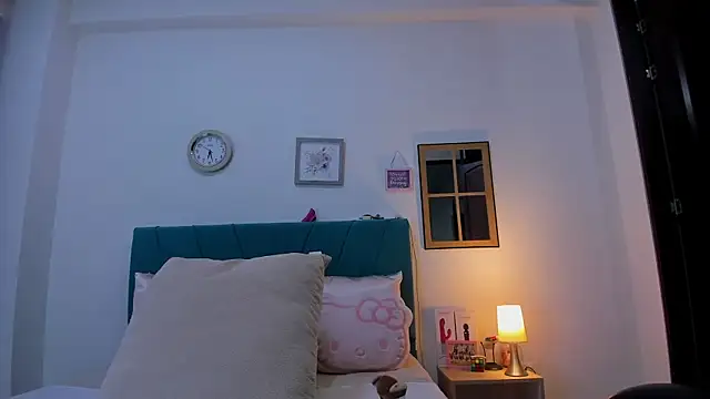 Snapshot of kamila_lopez chatting on July 6, 11:07 pm kamila lopez online show from July 6, 11:07 pm