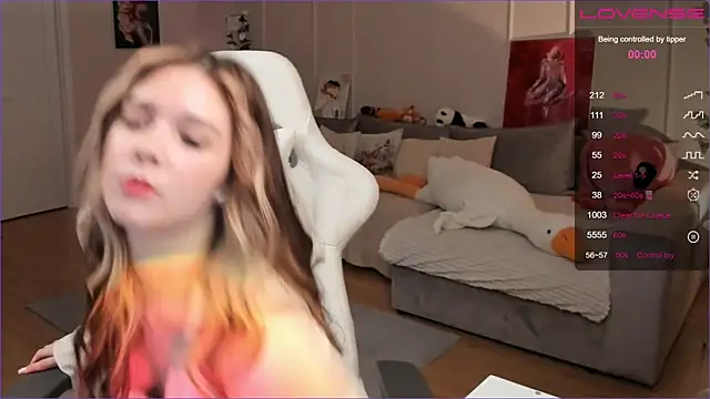 Snapshot of Frau_Lina chatting on March 3, 3:29 pm Frau Lina online show from March 3, 3:29 pm