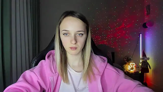 Snapshot of RouseReed chatting on February 28, 4:31 pm RouseReed online show from February 28, 4:31 pm