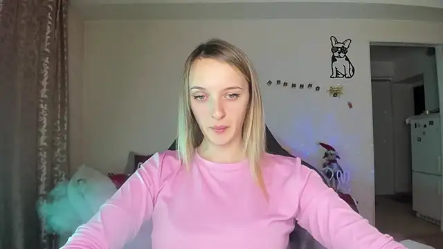 Snapshot of RouseReed chatting on January 8, 1:13 pm RouseReed online show from January 8, 1:13 pm