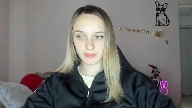 Snapshot of RouseReed chatting on January 15, 1:05 pm RouseReed online show from January 15, 1:05 pm