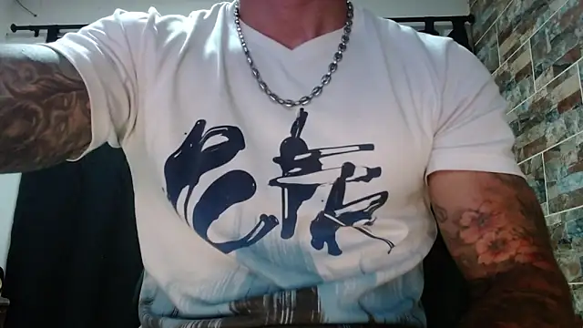 babyrecord1 online show from March 6, 5:11 pm