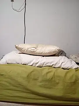 Snapshot of rascarasca69 chatting on February 26, 4:44 am rascarasca69 online show from February 26, 4:44 am