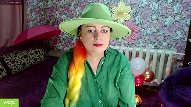 Julia-ru online show from April 3, 9:24 pm