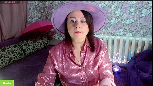 Julia-ru online show from May 26, 8:05 pm