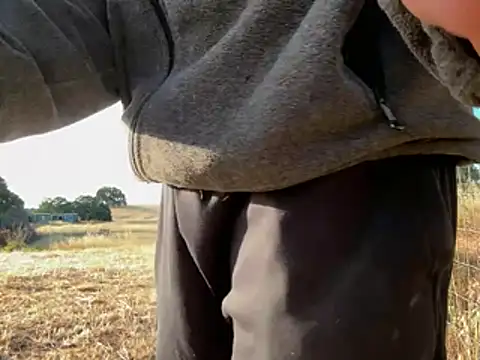 Wayneonmee23 online show from April 13, 2:33 pm