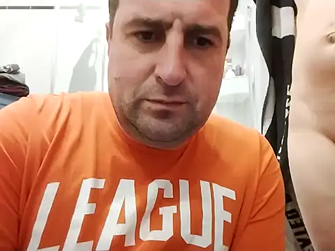 Natuerlich verliebt69 online show from December 9, 7:07 pm