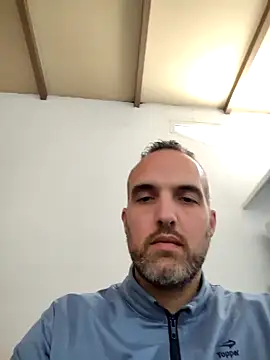 leon3875 online show from November 17, 3:18 pm