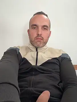 leon3875 online show from May 19, 3:40 pm
