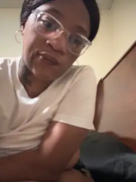 KiDaBrat online show from April 7, 7:53 am