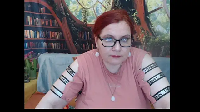Snapshot of PlayfullMature chatting on June 20, 3:48 pm PlayfullMature online show from June 20, 3:48 pm