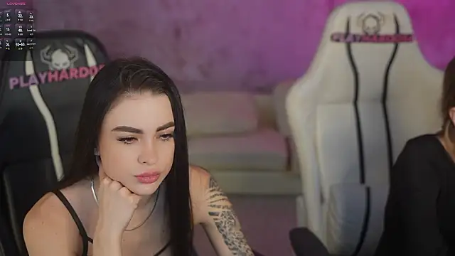 Tina Breeze online show from February 12, 8:42 am