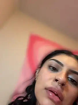 ThickerThanYoBitch online show from June 27, 5:07 pm