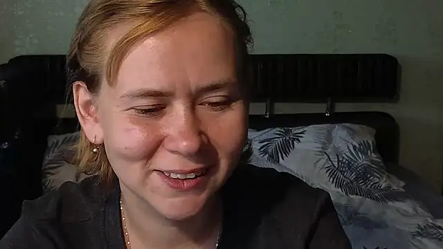 Riley Roo online show from July 16, 6:41 am