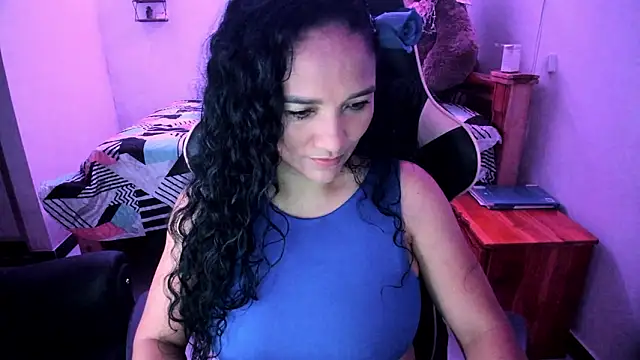 rayza mature 154 online show from March 12, 2:45 pm