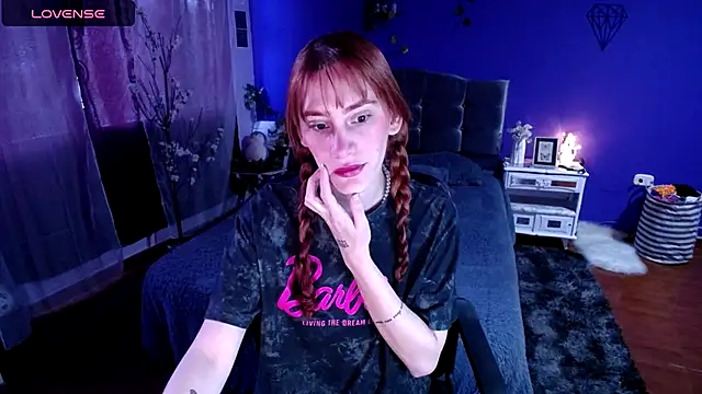 IsaBaileys  online show from November 5, 7:47 pm