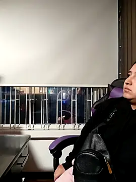 Cute Penelope online show from November 14, 11:20 am