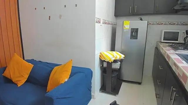 Yenifer luna online show from March 14, 6:46 pm