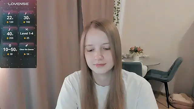 Snapshot of Alyaley chatting on June 22, 11:40 am Alyaley online show from June 22, 11:40 am