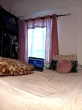 Snapshot of Bella045 chatting on March 19, 6:57 am Bella045 online show from March 19, 6:57 am