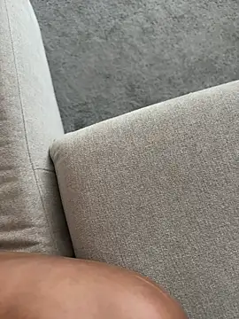 Syka0001 online show from April 16, 9:43 am