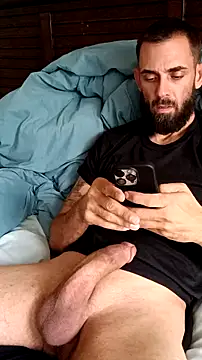 momentum2023 online show from December 17, 5:30 pm