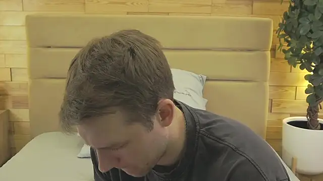 EthanPinkman online show from March 14, 3:45 am