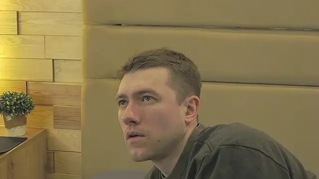 EthanPinkman online show from March 22, 3:32 am