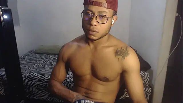 grandominantex1 online show from June 26, 7:46 am