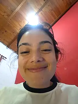 Snapshot of littlemelii chatting on January 10, 7:25 am littlemelii online show from January 10, 7:25 am