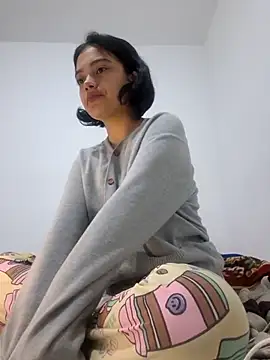 Snapshot of littlemelii chatting on November 21, 4:16 pm littlemelii online show from November 21, 4:16 pm