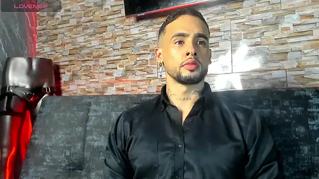Seth Owner online show from June 17, 1:52 am
