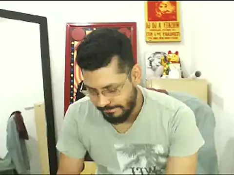 Snapshot of MikeRiverx chatting on February 15, 10:31 pm MikeRiverx online show from February 15, 10:31 pm