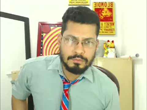 Snapshot of MikeRiverx chatting on February 21, 4:40 am MikeRiverx online show from February 21, 4:40 am