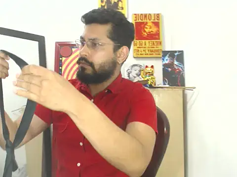 Snapshot of MikeRiverx chatting on November 27, 9:28 pm MikeRiverx online show from November 27, 9:28 pm