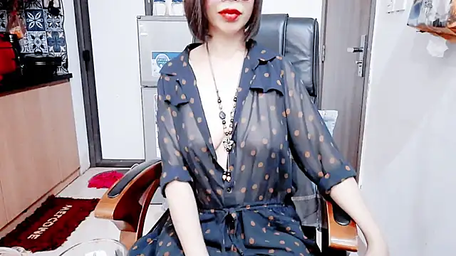 Snapshot of Miu-Le chatting on February 7, 6:55 pm Miu-Le online show from February 7, 6:55 pm