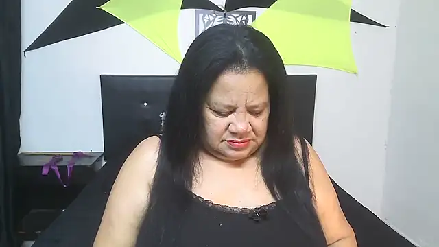 Shanttal0272 online show from April 2, 5:27 am