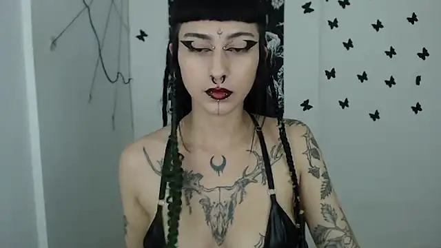 n0sferatus   online show from March 14, 3:15 am