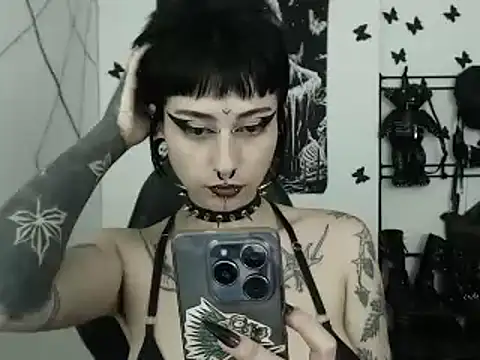 n0sferatus   online show from September 24, 2:37 am